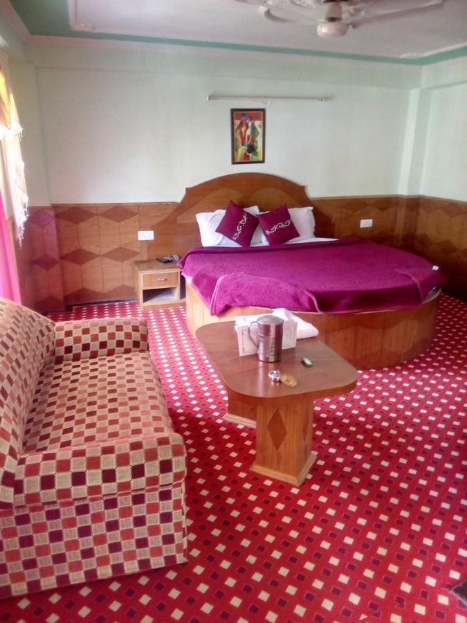 Gautam Hotel & Cottage Manāli Екстериор снимка