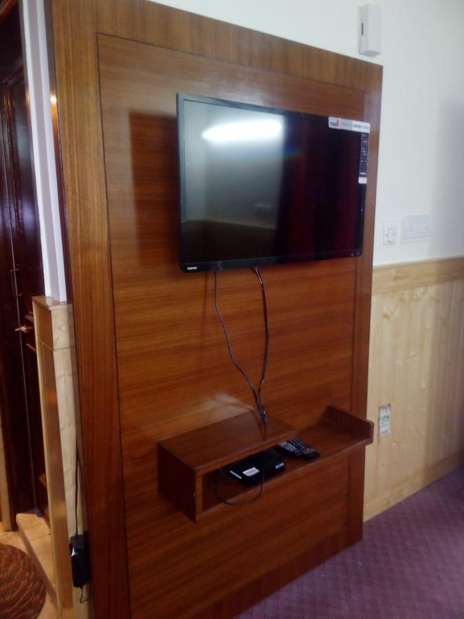 Gautam Hotel & Cottage Manāli Екстериор снимка